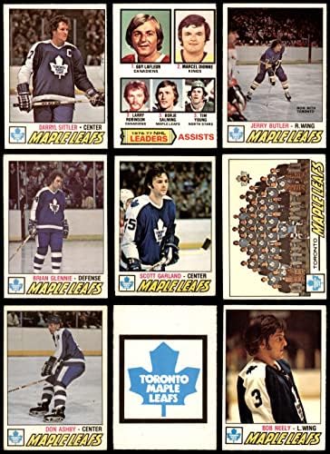 1977-78 O-Pee-Chee Toronto Maple Leafs Közelében Csapat készen áll Toronto Maple Leafs (Set) VG+ Maple Leafs